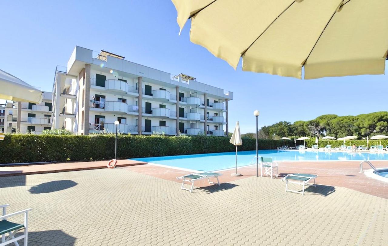Isa-Apartments 4 Beds In Residence With Swimming-Pool In San Vincenzo, Just 600 Meters From The Sea Dış mekan fotoğraf